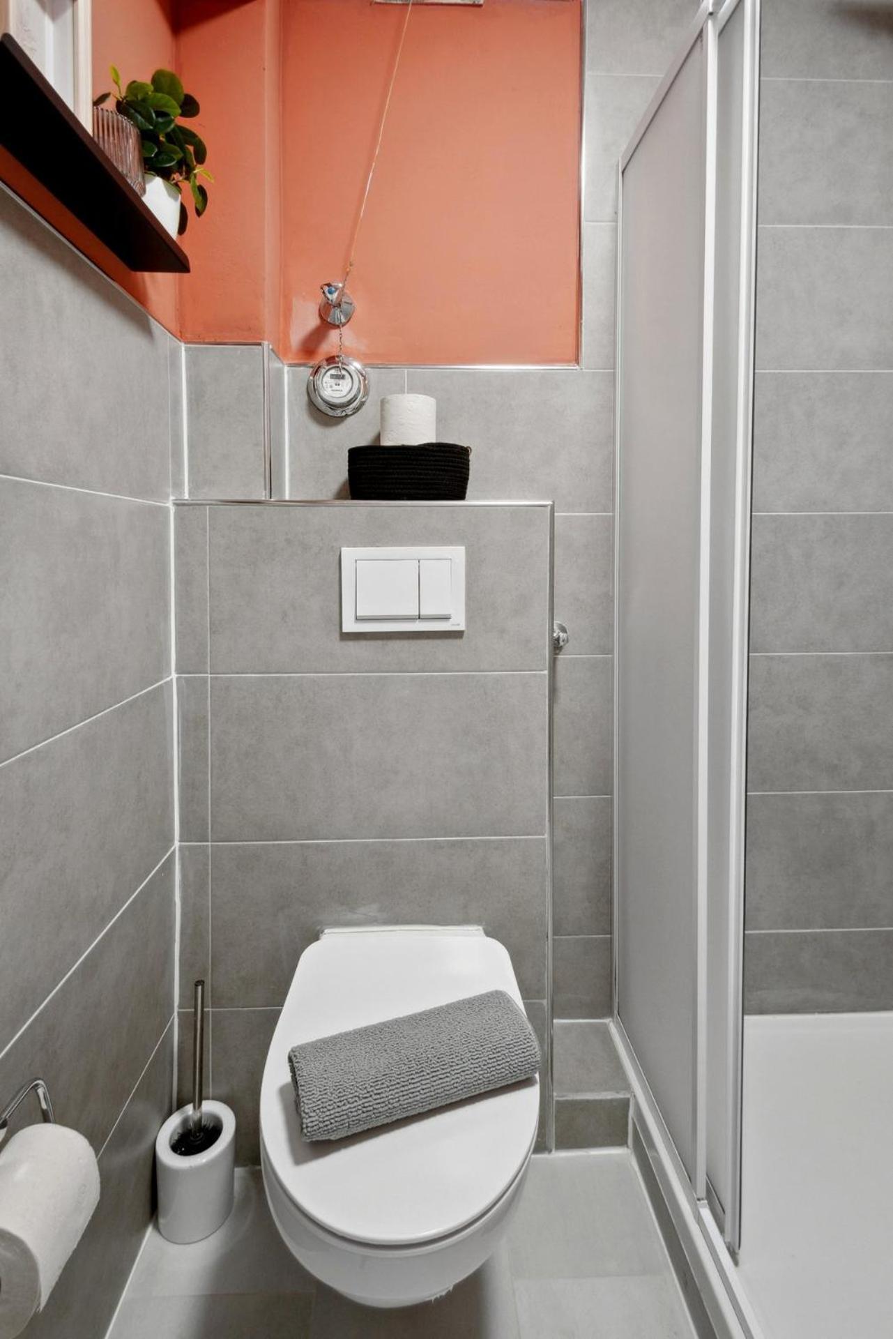Gemuetliches & Modernes Apartment โคเบลนซ์ ภายนอก รูปภาพ